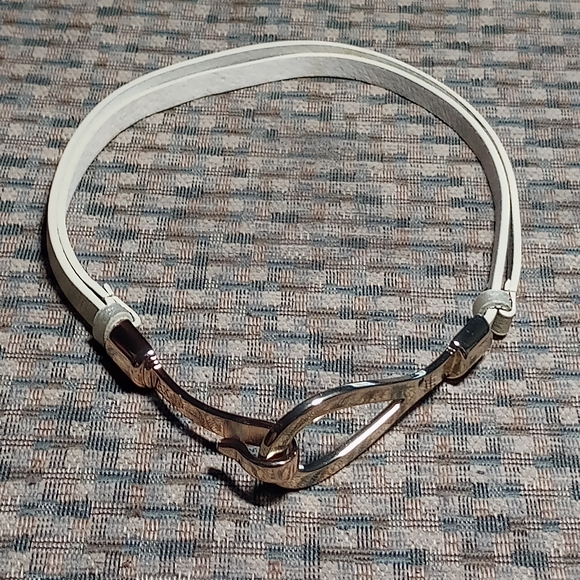 Anne Klein Cream and Gold Women's Belt - Picture 1 of 11